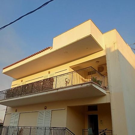 Appartement Όμορφο Και Ευρύχωρο Διαμέρισμα Με Θέα! à Nauplie Extérieur photo