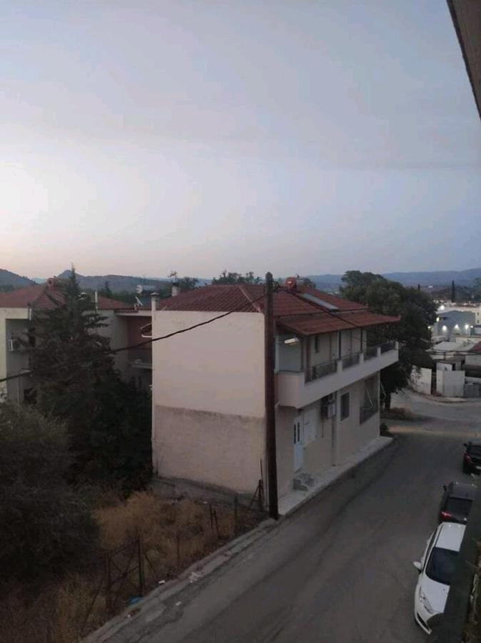 Appartement Όμορφο Και Ευρύχωρο Διαμέρισμα Με Θέα! à Nauplie Extérieur photo